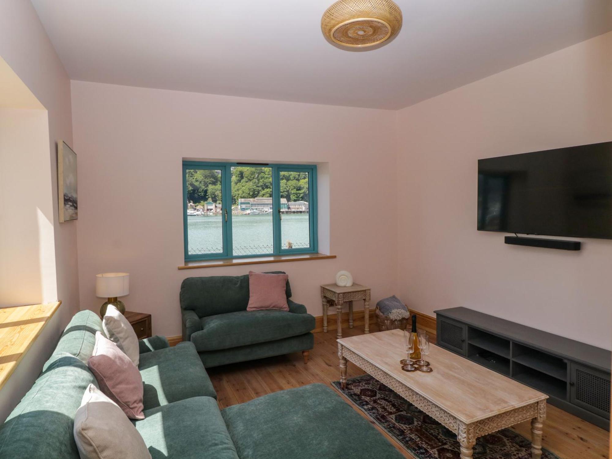 Britannia Crossings Cottage ดาร์ตมัธ ภายนอก รูปภาพ